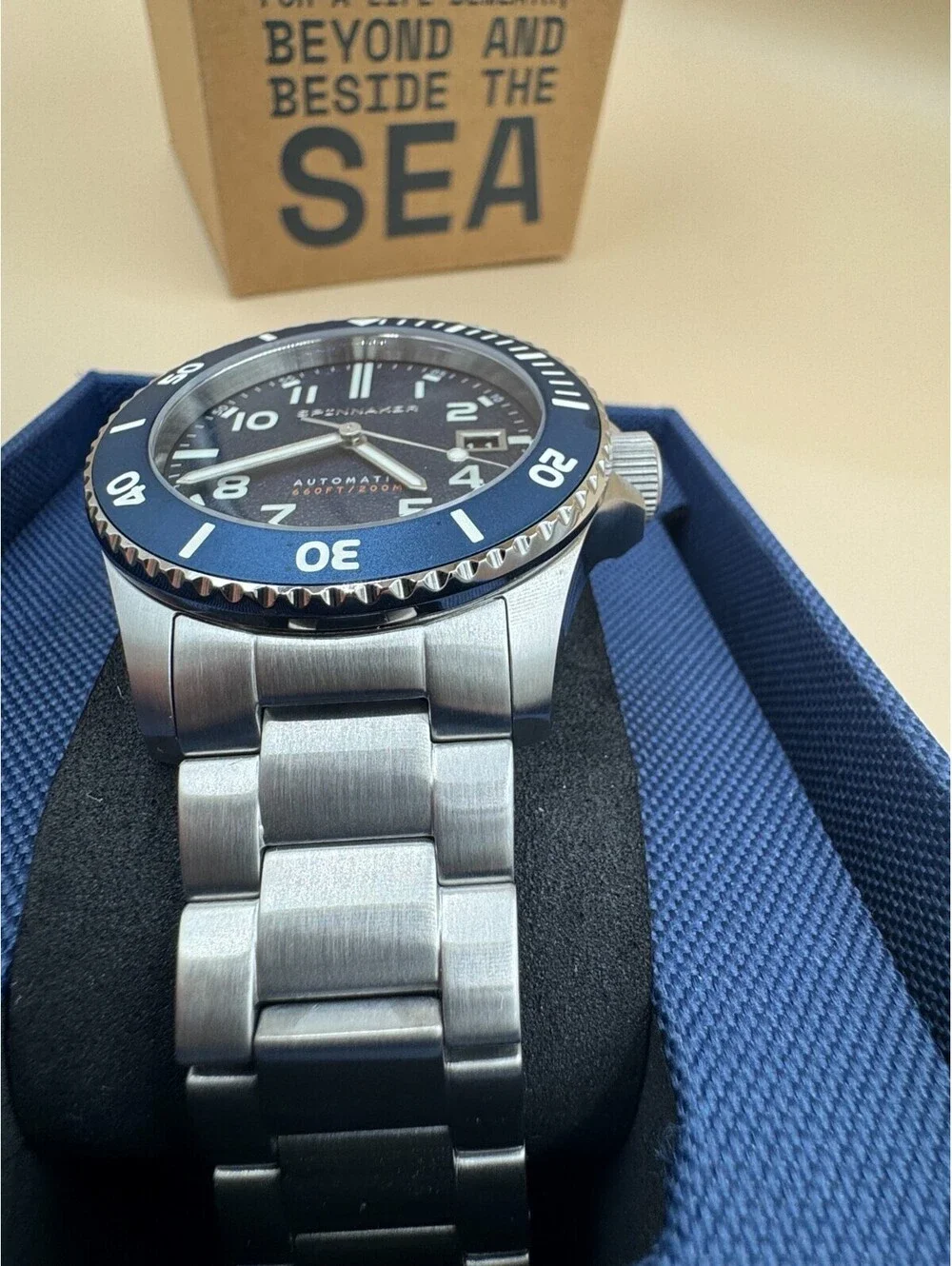 Spinnaker Hunley SP-5102 Diver Men's Watch with Original Bracelet and Box Blue M